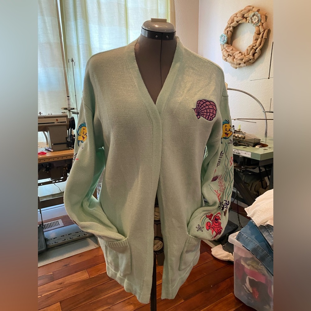 Hot Topic Mint Green Embroidered Cardigan with Multicolor Patches